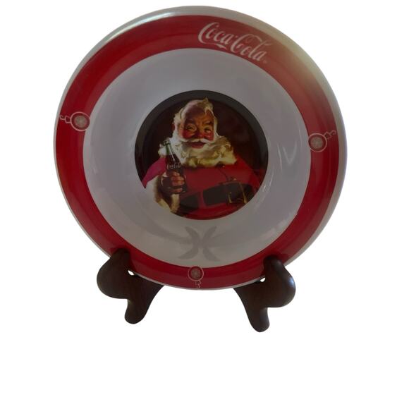 Gibson Melamine Christmas Santa Coca-Cola Dinnerware 4 Plates & Bowls - Picture 12 of 15